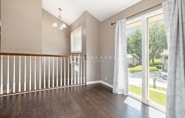 Millard 3 Bed / 2 Bath Split Entry