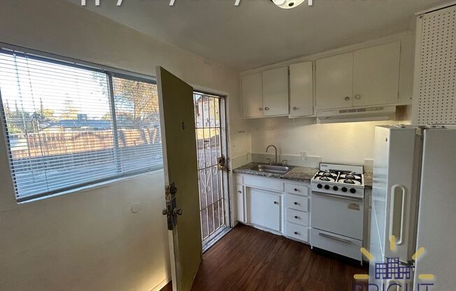 Studio, 1 bath, 425 sqft, $1,195, Unit Apt. #6