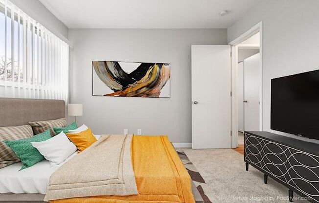 2 beds, 1 bath, 900 sqft, $1,419, Unit 01