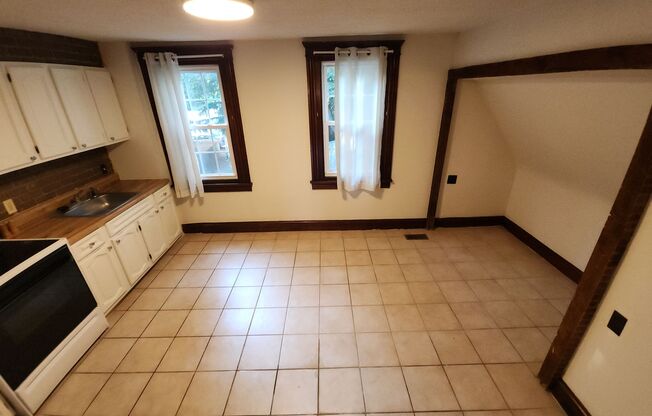 1 bed, 1 bath, $1,695