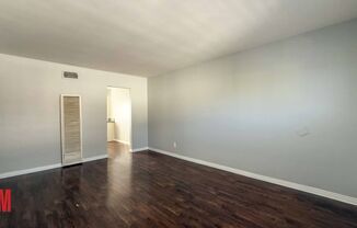 2 beds, 1 bath, $2,099, Unit 4110.5