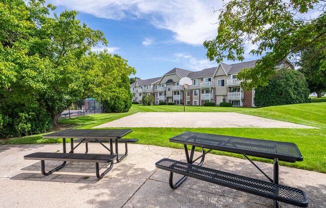 1 bed, 1 bath, 540 sqft, $999, Unit 2337 - 3B
