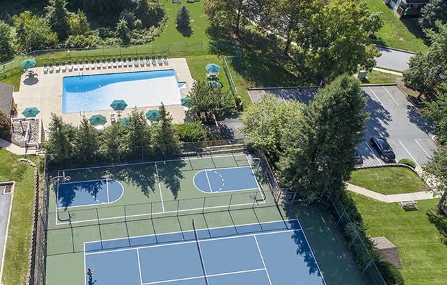 Tennis court, basketball court, and swimming pool at Westridge Gardens