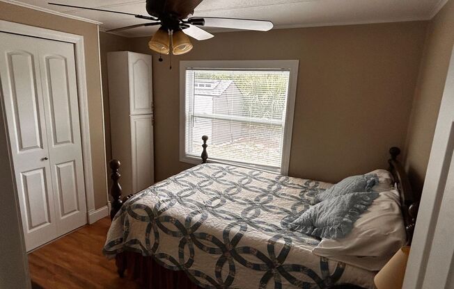 Charming 2-Bedroom Home in Largo – 55+ community