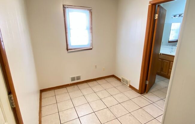 Spacious 3 Bedroom & 2 Bathroom Home