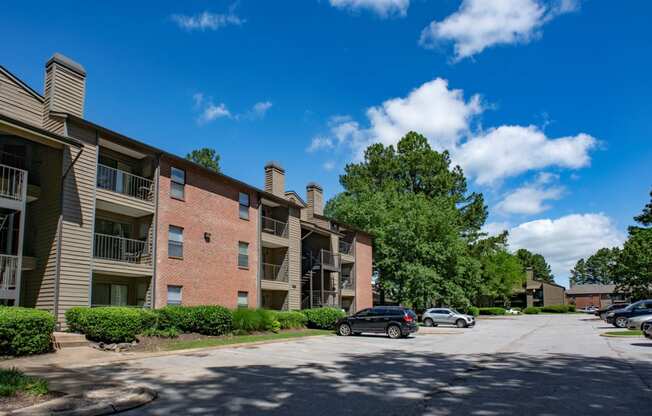 exterior at The Summit Apartments, Memphis, 38128