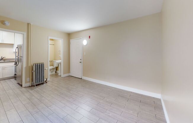 Studio, 1 bath, 277 sqft, $1,395, Unit #112