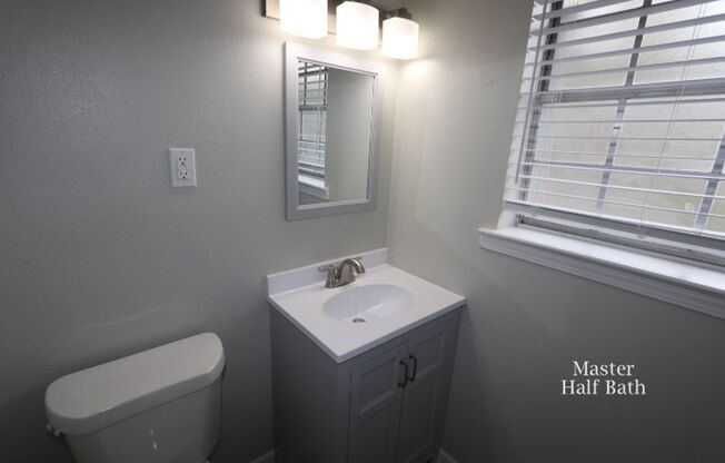 2 beds, 1.5 baths, 763 sqft, $999, Unit 1563 - 3