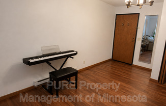 1207 HEWITT AVE