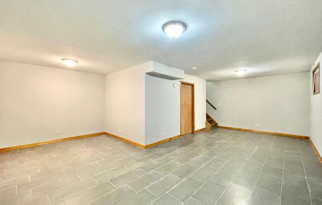 3162 S. Throop