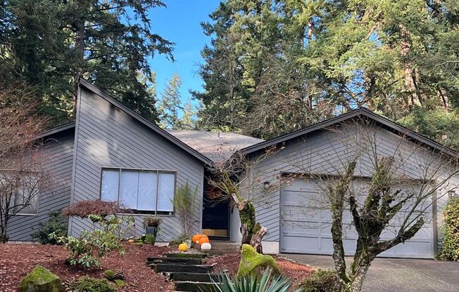 Large one level home with secluded backyard!