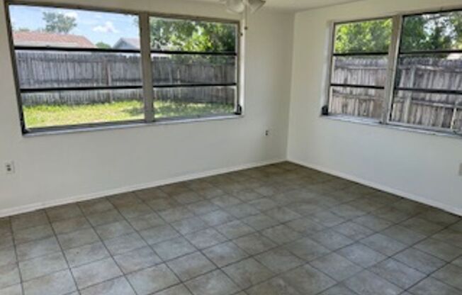 2 beds, 1 bath, $1,450