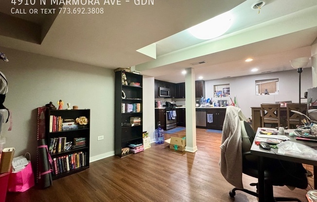 4910 N MARMORA AVE