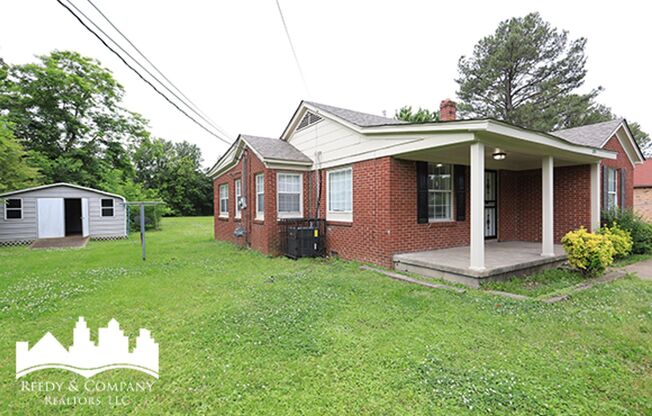 Welcome to 2785 Ketchum Rd, a charming 2-bedroom, 1-bathroom home located in Memphis, TN.