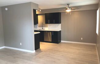 1 bed, 1 bath, 650 sqft, $2,100, Unit UNIT 2
