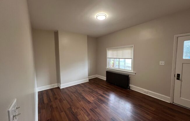 HUGE 3-Bedroom home in Bellevue!