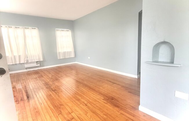1730 MARSEILLE DR