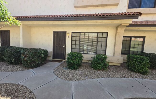 3 Bedroom 2.5 Bathroom Sonoma Village Townhouse