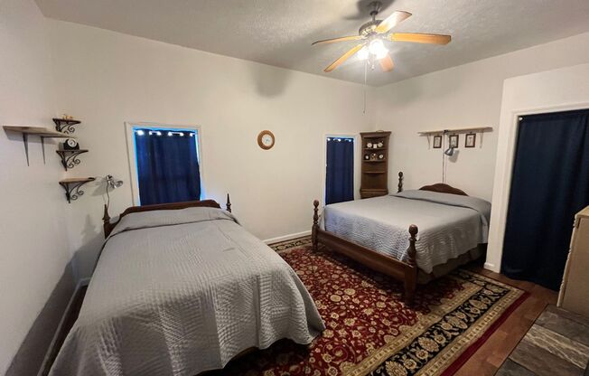 FURNISHED HOUSE...2 Bedroom 1 Bath