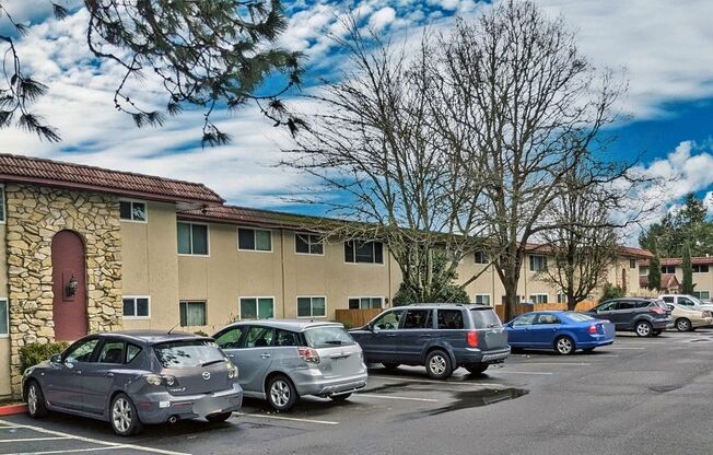 1 bed, 1 bath, 700 sqft, $1,295, Unit #21