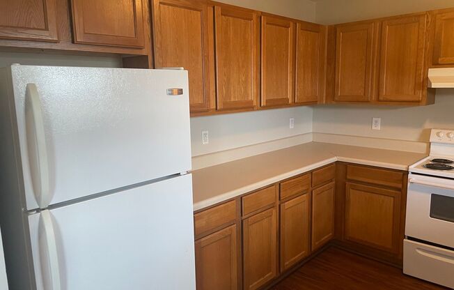 2 beds, 1 bath, 875 sqft, $895, Unit 109