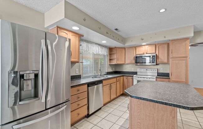 Charming 3-Bedroom Ranch in Quiet Chesapeake Cul-de-Sac