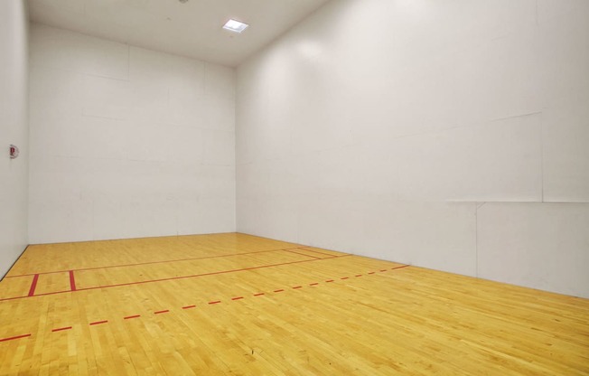 Allegro Gym Apartments in Covington, WA