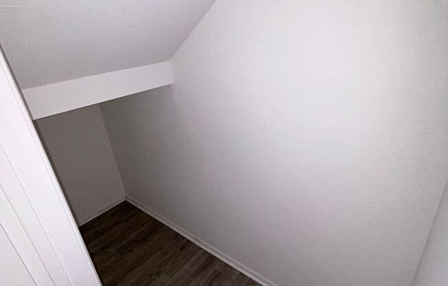 2 beds, 2 baths, 1,135 sqft, $1,420, Unit 029