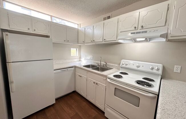 2 beds, 1.5 baths, 1,010 sqft, $1,488, Unit 132H