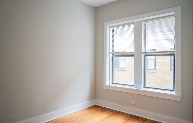 2 beds, 1 bath, 775 sqft, $1,825, Unit 3010-2N