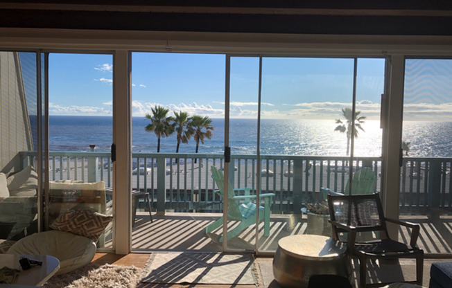 Malibu 2 Bedroom Ocean View Condo (Ocean side of PCH)