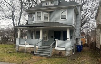 1099 E 111th St