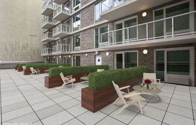 111 E 115 ST