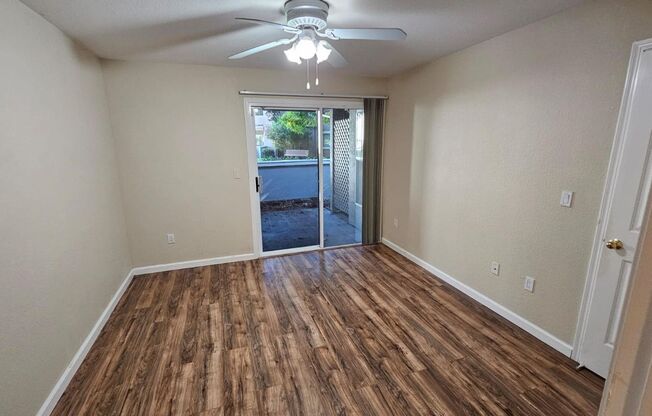 2 beds, 1 bath, $2,590