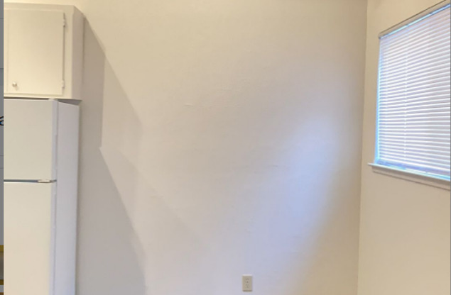 1 bed, 1 bath, 550 sqft, $1,295, Unit 37