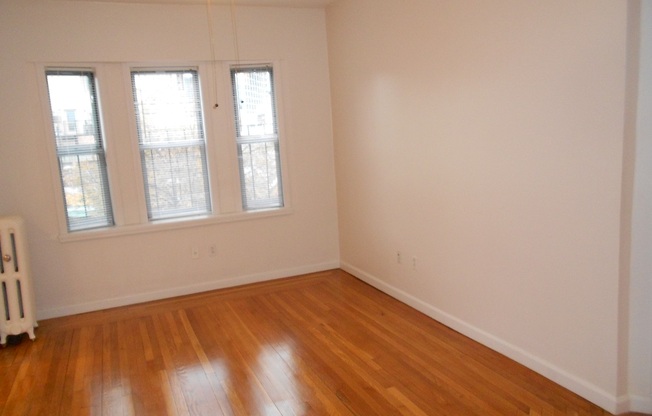 25 EDGERLY RD