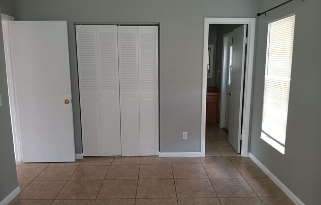 2 beds, 2 baths, $1,500