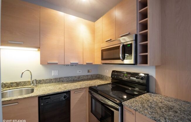 Studio, 1 bath, $1,350, Unit 508