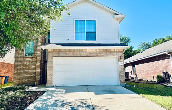 >>Beautiful Spacious 4 bedroom 2.5 bath home in South Austin<<