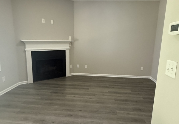 151 CULLEN CT