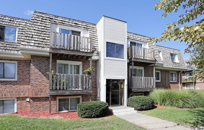 1 bed, 1 bath, 627 sqft, $883, Unit 1521-04