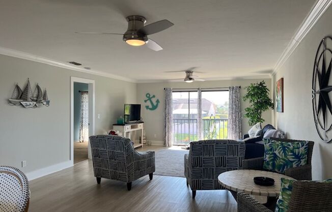 2 beds, 2 baths, $1,850