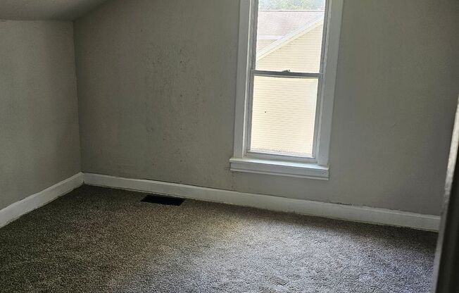 Remolded 2 Bed/1 Bath