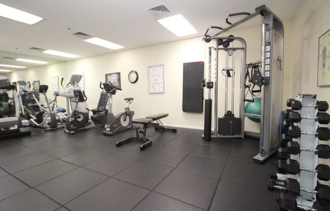 2 beds, 2 baths, $2,995, Unit APARTMENT 312