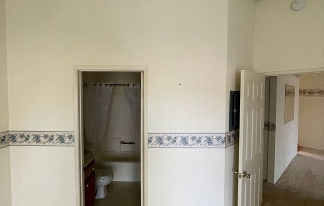 2 beds, 2 baths, $1,550