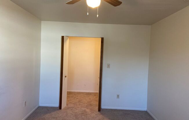 1 bed, 1 bath, 650 sqft, $945