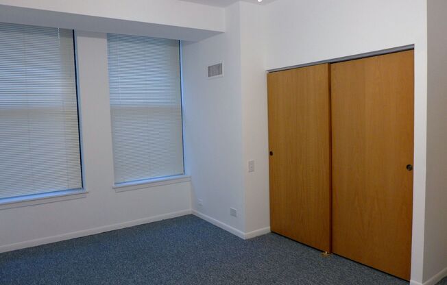 2 beds, 2 baths, 1,250 sqft, $2,850, Unit 02C