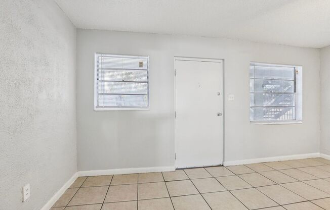 1 bed, 1 bath, 600 sqft, $1,049