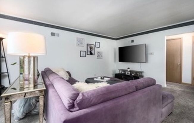 Beautiful 3-bedroom single family home just blocks from Wauwatosa, with garage parking and kitchen appliances!