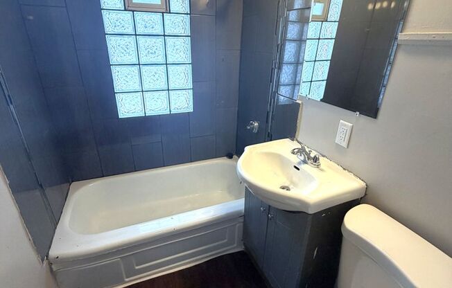 2-bedroom Single Family - Available now!